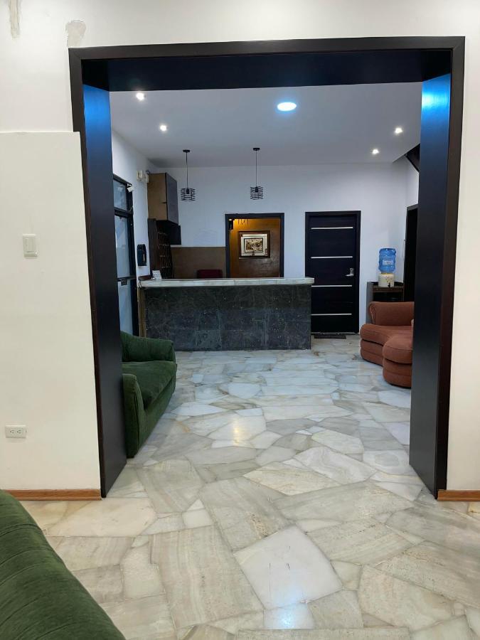 Alston Inn Hotel Quito Exterior photo