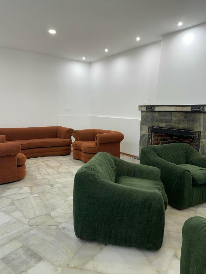 Alston Inn Hotel Quito Exterior photo