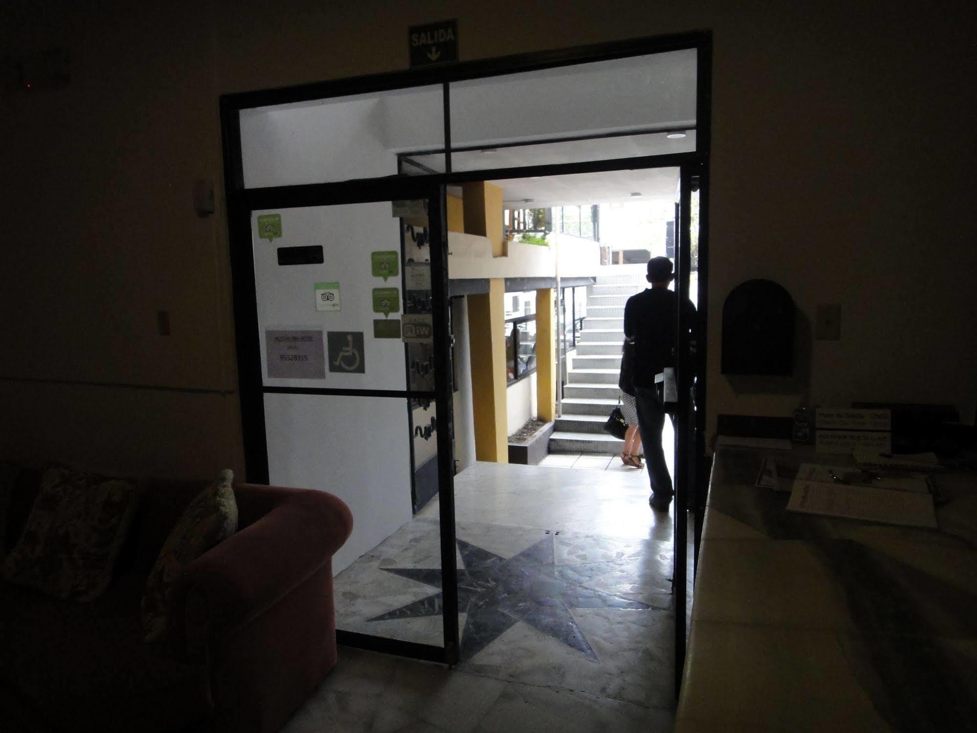 Alston Inn Hotel Quito Exterior photo
