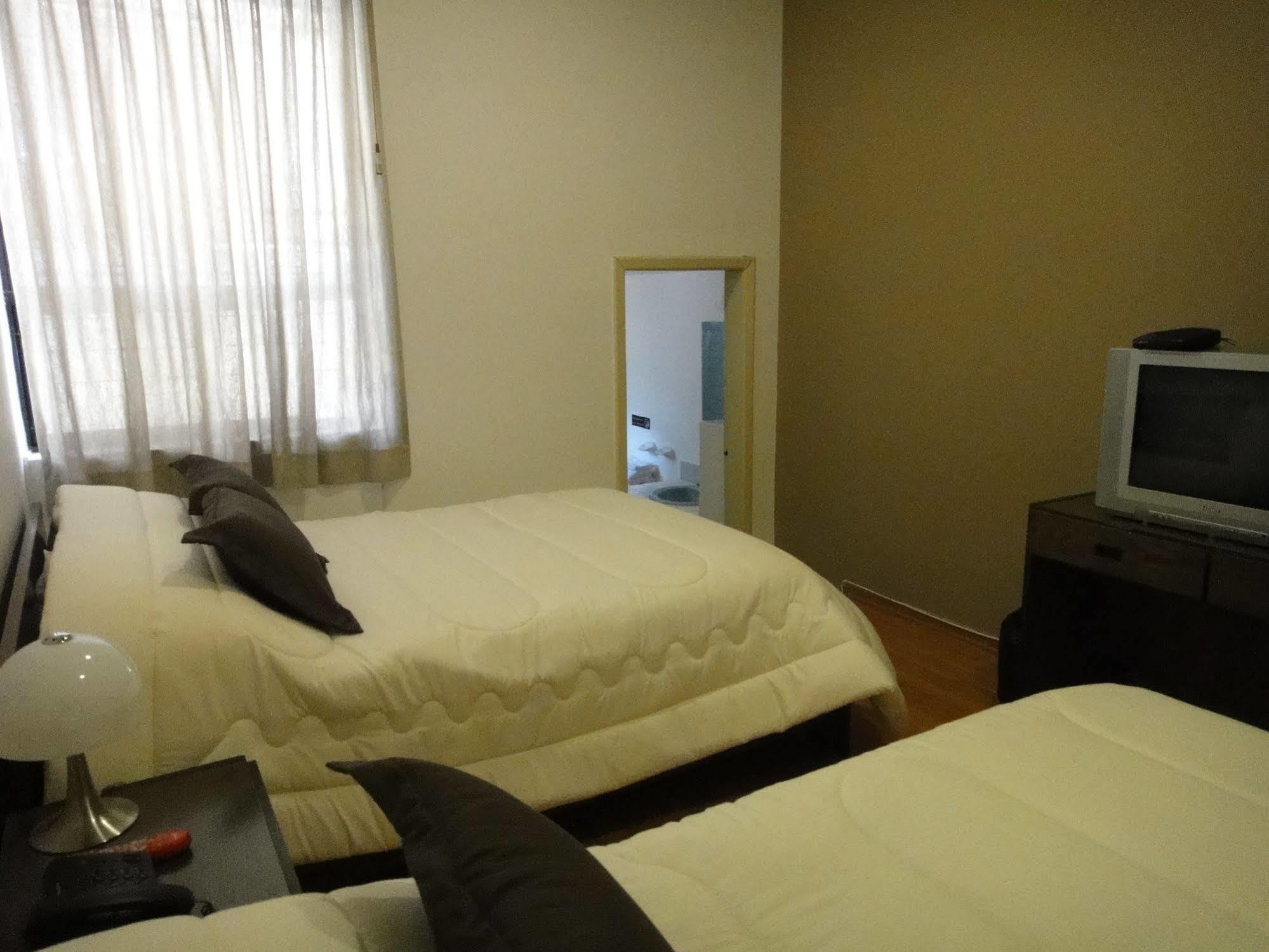 Alston Inn Hotel Quito Exterior photo